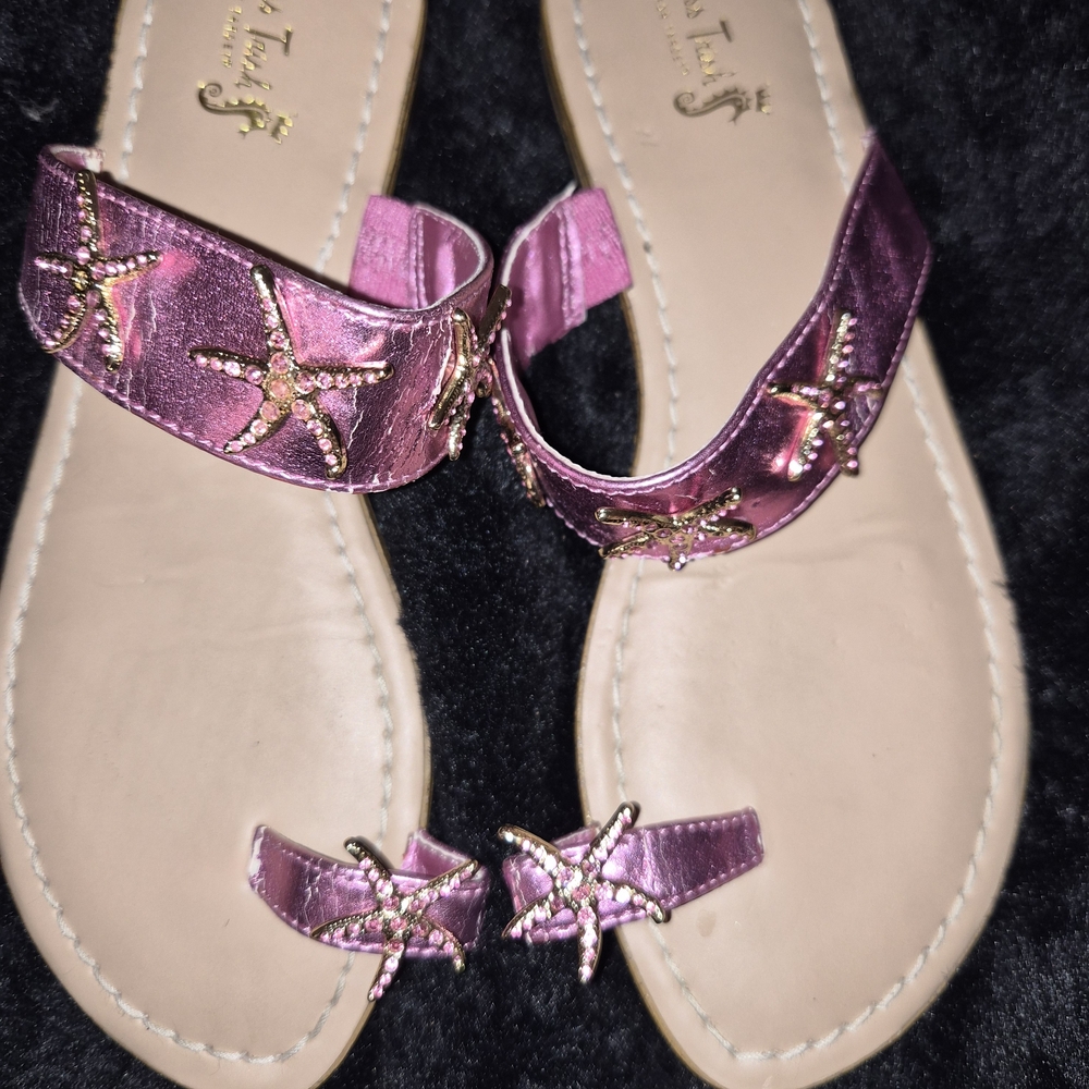 Elegant Starfish Embellished Sandals